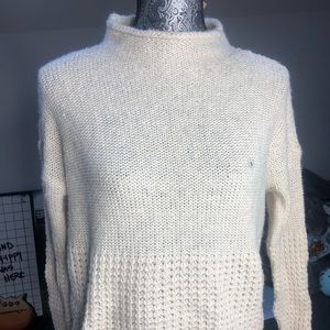 white/cream american eagle sweater